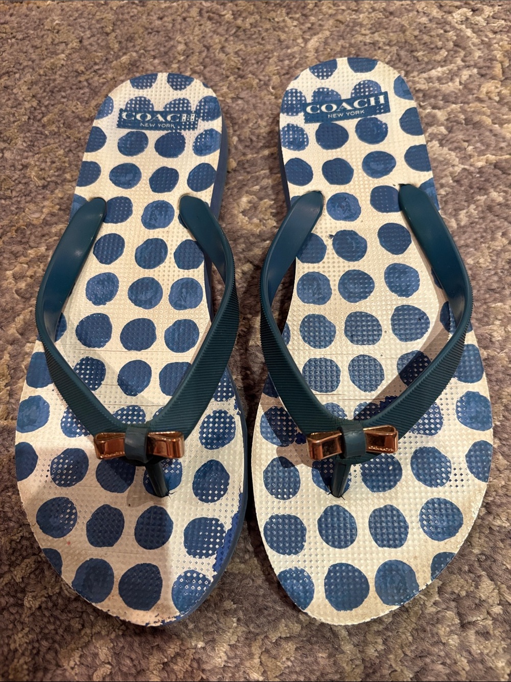 Coach Blue Polka Dot Flip Flops with Teal Straps and Gold Bows in 7-8